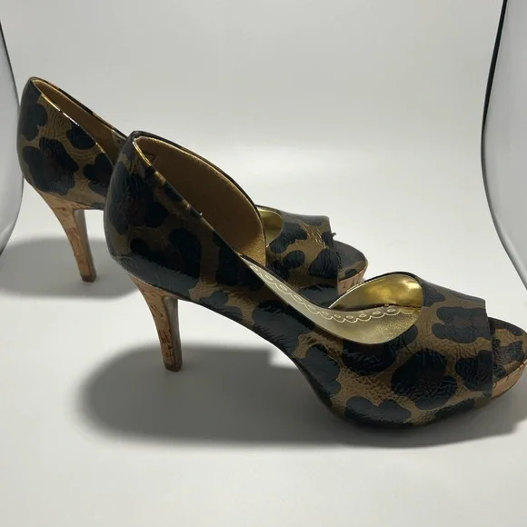 47. Madeline Shoes Leopard Print Heels - Picture 6 of 11